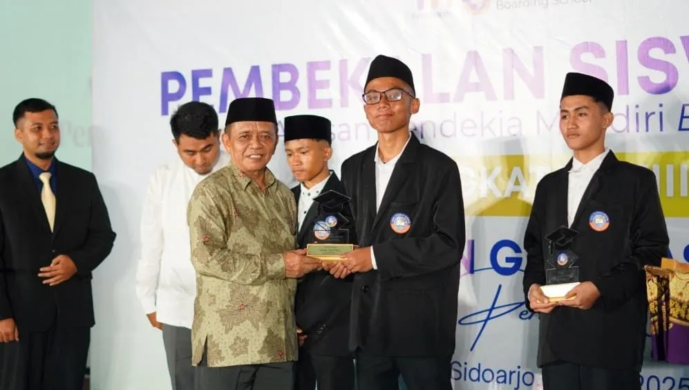 Pembekalan Siswa dan Pemberian Penghargaan Prestasi
